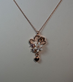 KL0048-MDA Manolya Çiçeği Kalp Düğümü Rose Renk Flowers Gümüş Kolye
