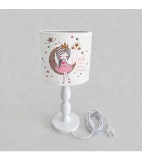 Minibabyrooms Ayda Oturan Kız Desenli Ahşap Oyma Ayak Abajur
