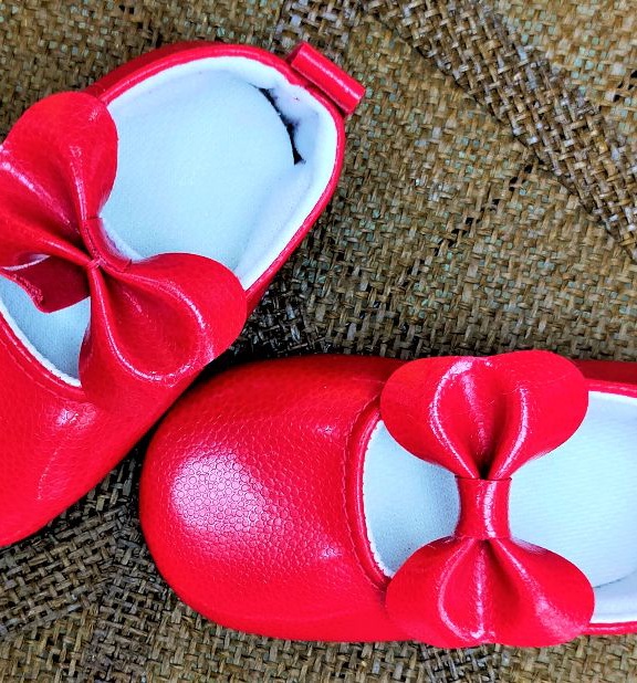 0-12 Aylık Kız Bebek Ayakkabı Rugan Modeller