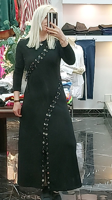 Kuş Gözü Detaylı Elbise