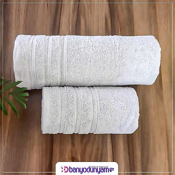 Açık Pembe Banyo Havlusu ve Baş Havlusu (2'li Havlu Seti)