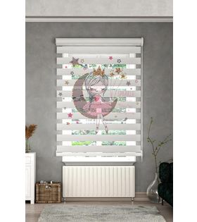 Minibabyrooms Ayda Oturan Kız