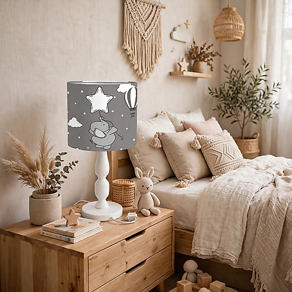 Minibabyrooms Beyaz Yıldızlı Fil Desenli Ahşap Oyma Ayak Abajur